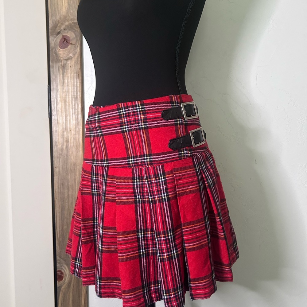 Joe Boxer Red Plaid Tartan Pleated Mini Skirt Buckle Detail 90s Y2K Punk